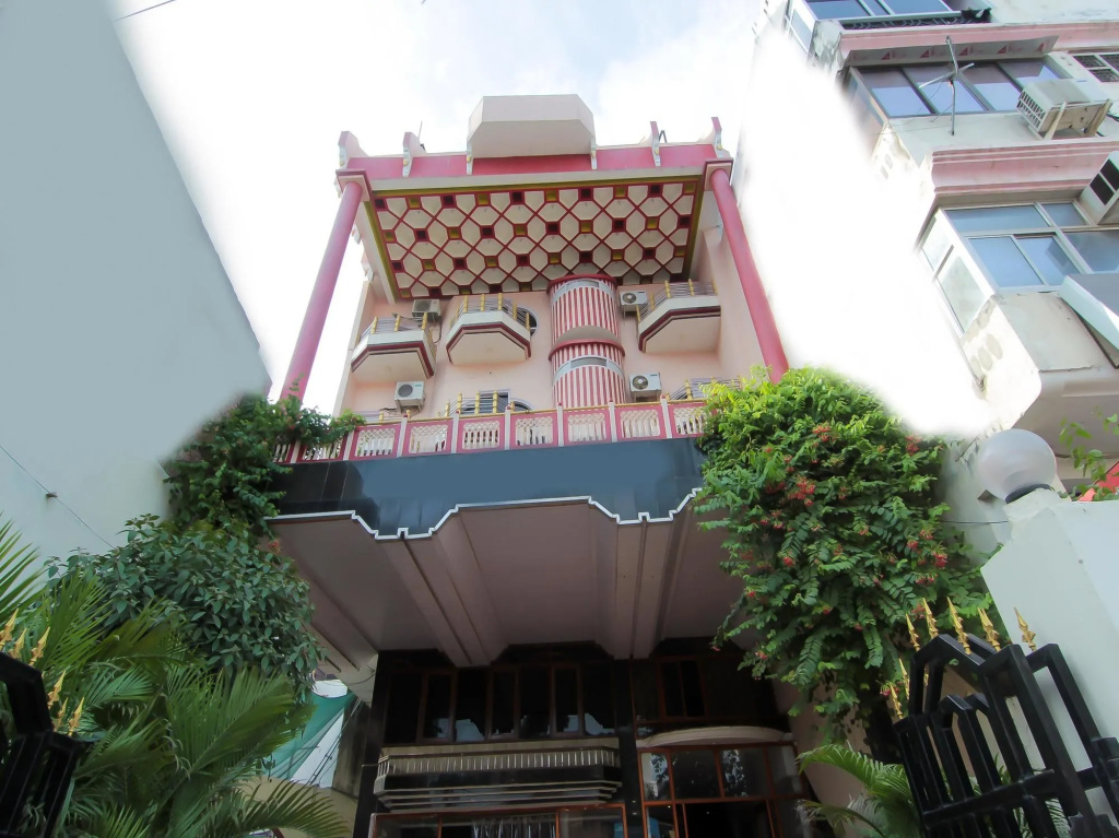 Balcony & Terrace