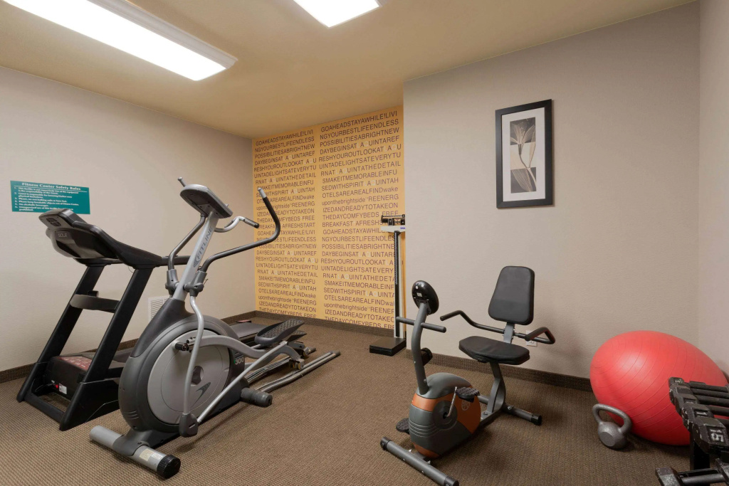 Baymont by Wyndham Henderson Northeast Denver - Général