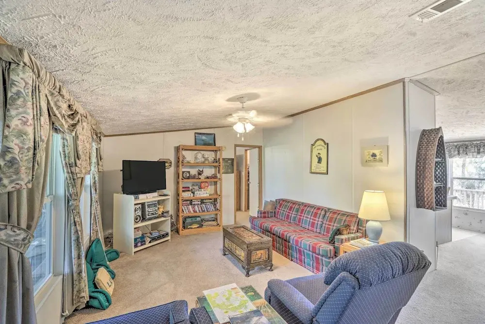 3 Bedrooms Cottage with balcony