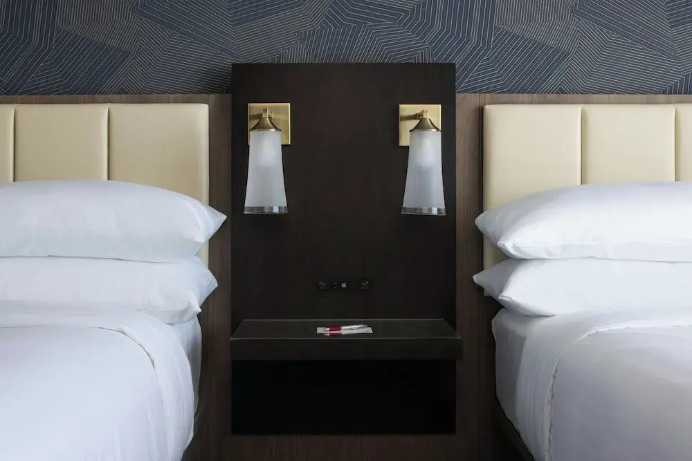 Standard Quadruple Club room