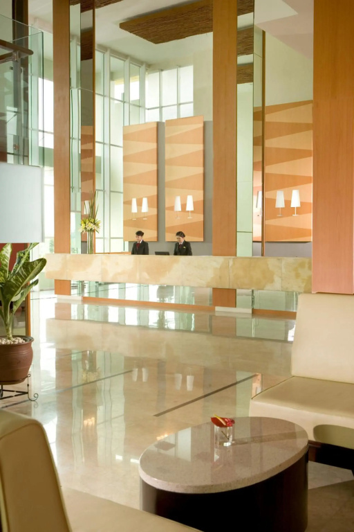 Hotel Santika BSD City Serpong - фото 2