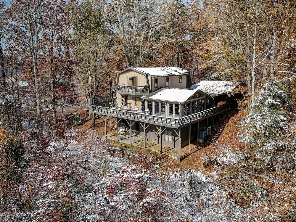 Above the Clouds II by Jackson Mountain Homes