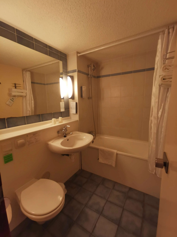 Standard Double room (twin beds)