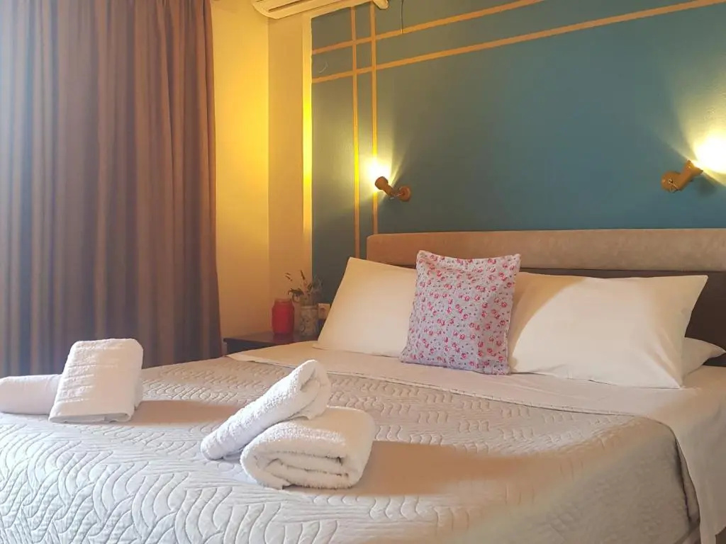Standard Double room with balcony and with sea view (full double bed)