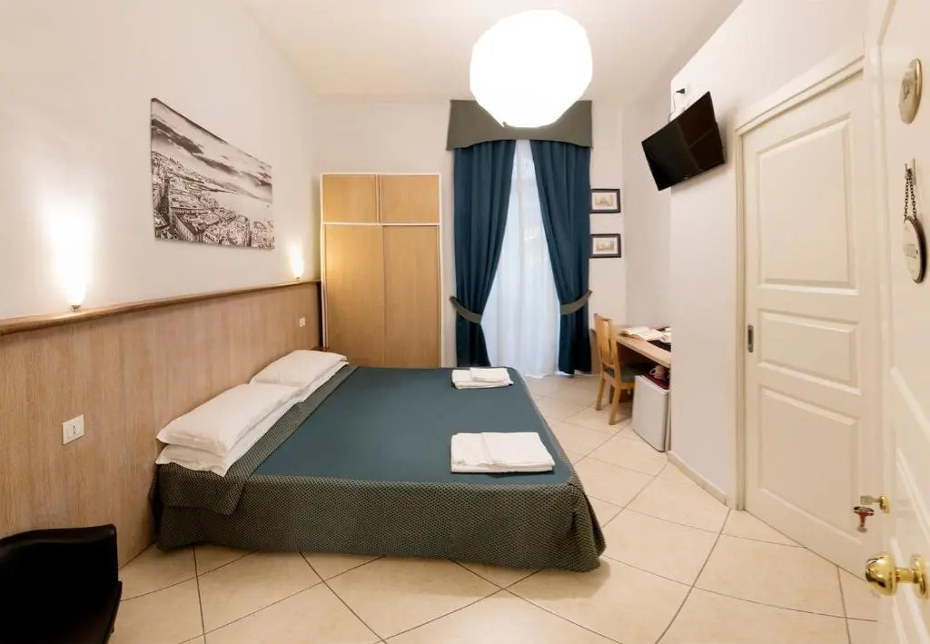 Standard Double room (full double bed)