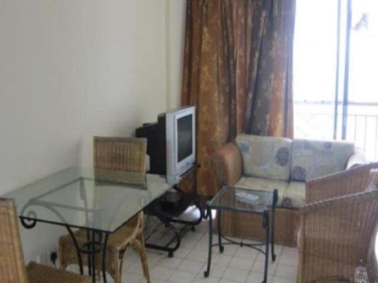 Paradise Lagoon Apartment