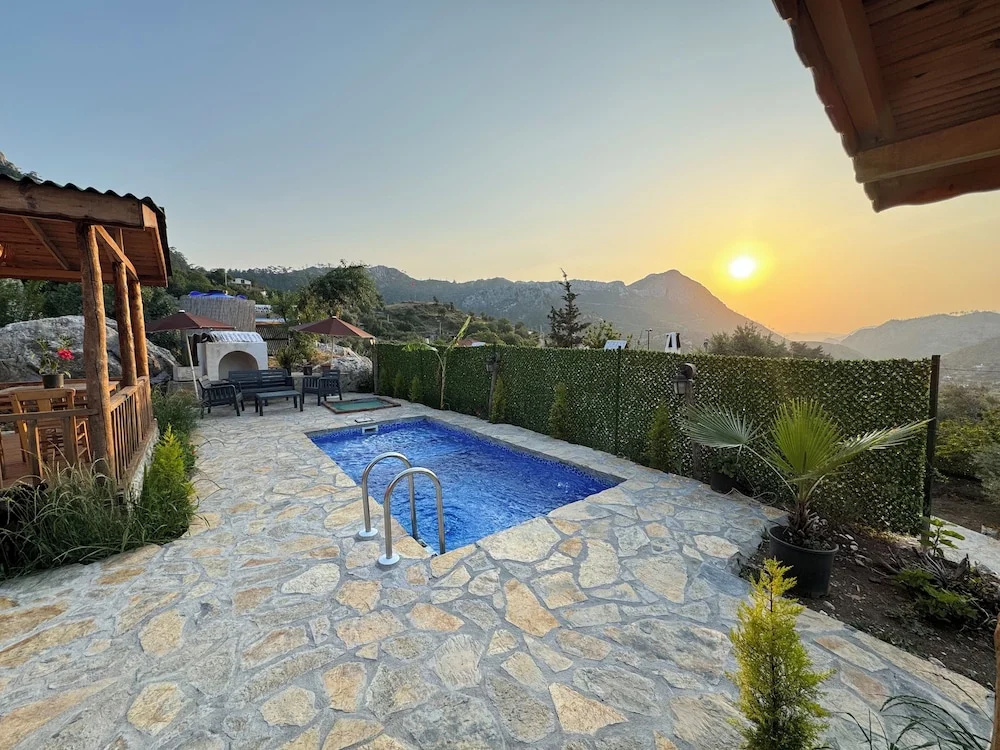 Afera Koy Evi