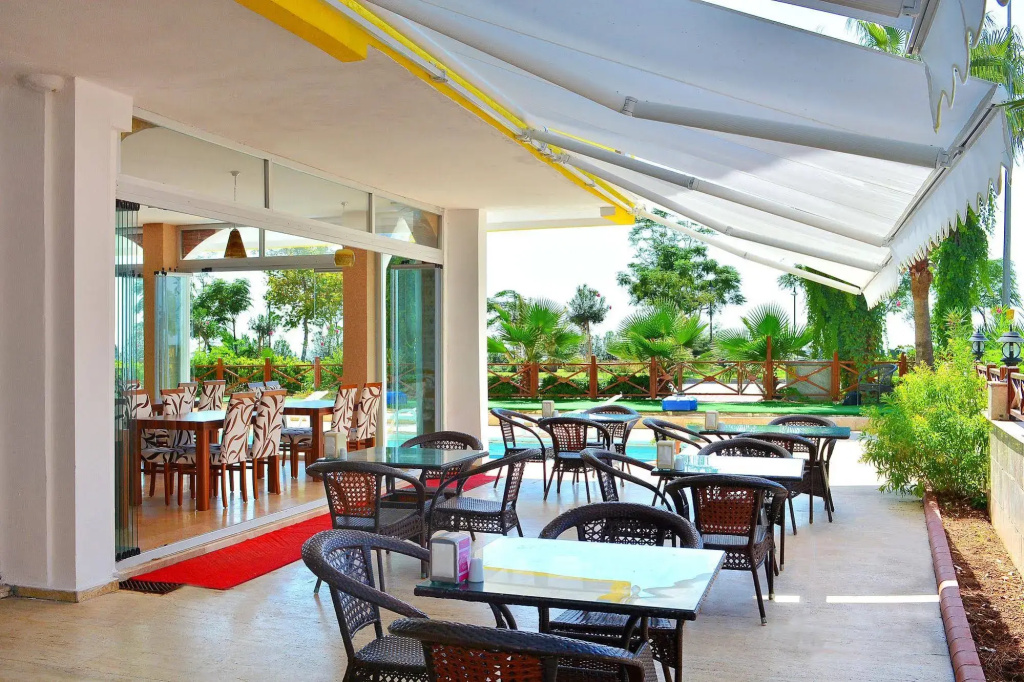 Hotel photo 13