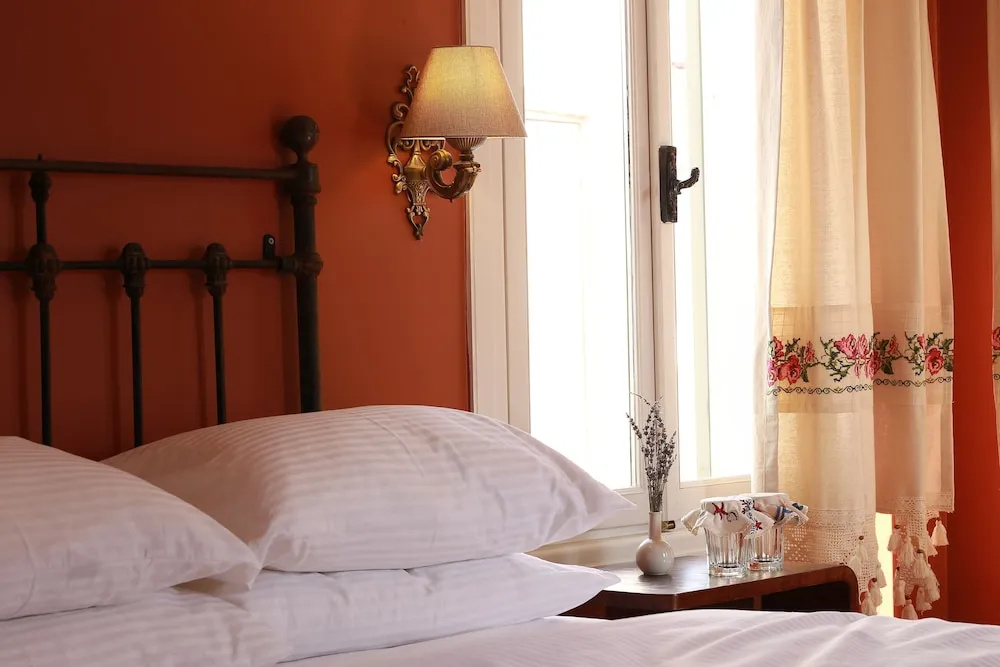 Superior Double room (full double bed)