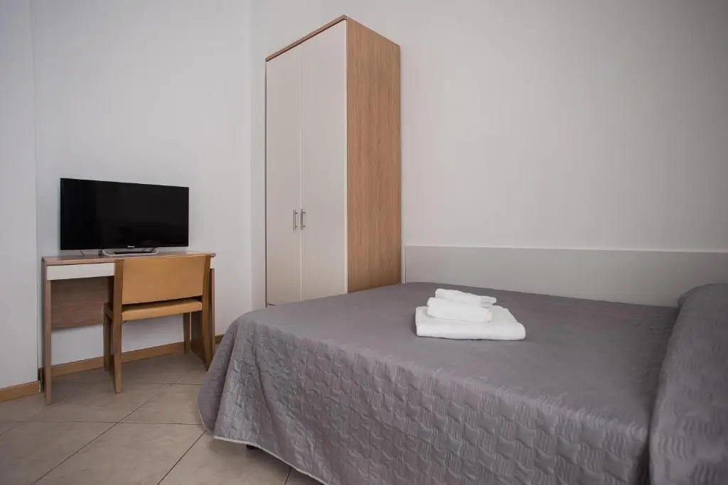 Economy Double room (full double bed)