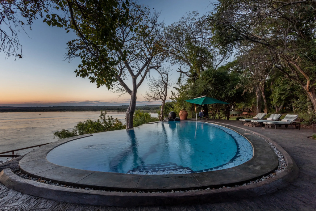 The River Club - Général