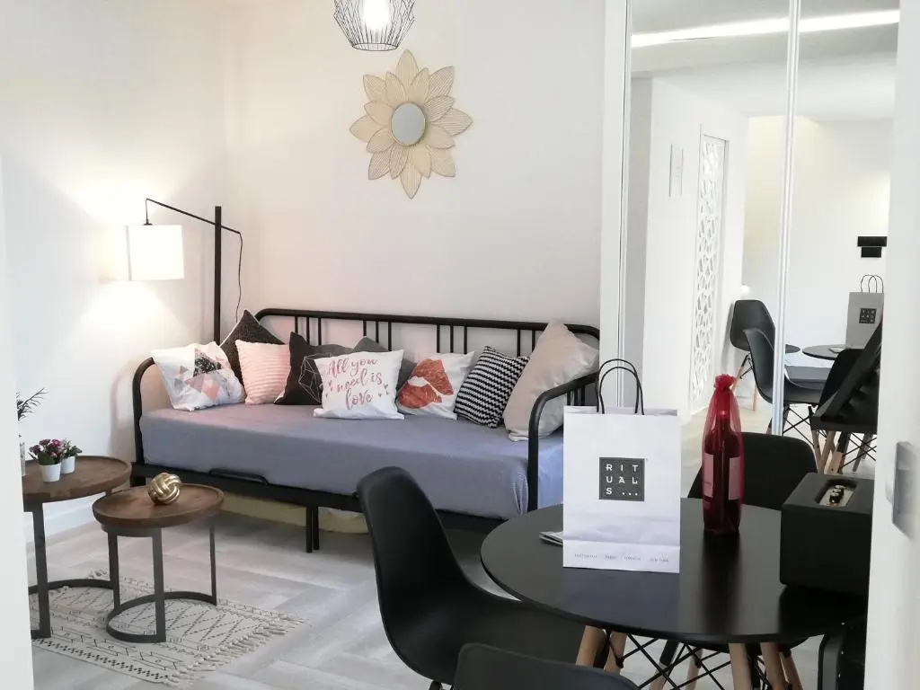 Superior Apartment