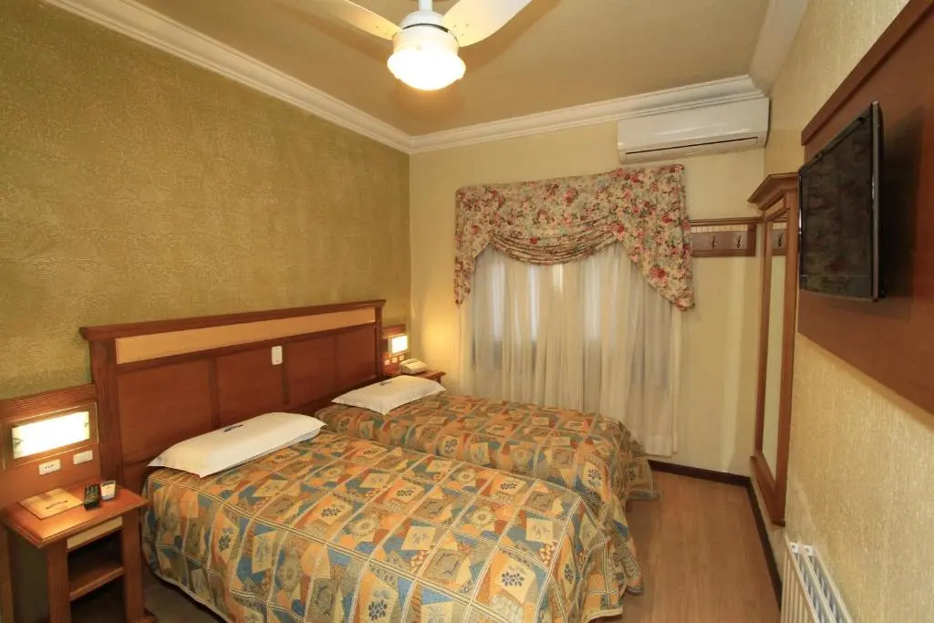 Luxury Double room (full double bed)