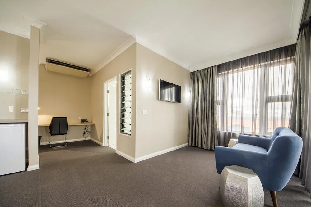 Double Suite with balcony full double bed