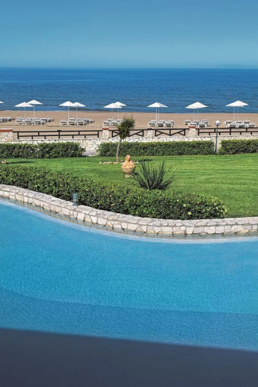 Beach & Waterfront