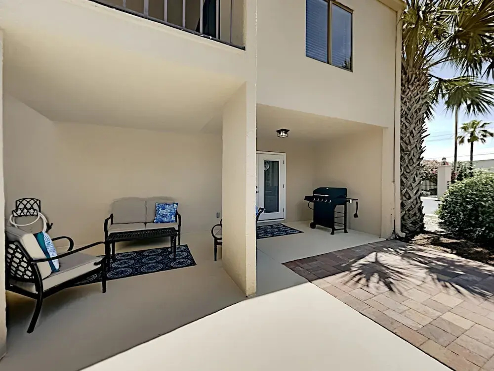 Shoreline Garden Townhomes #31 - Linger Longer