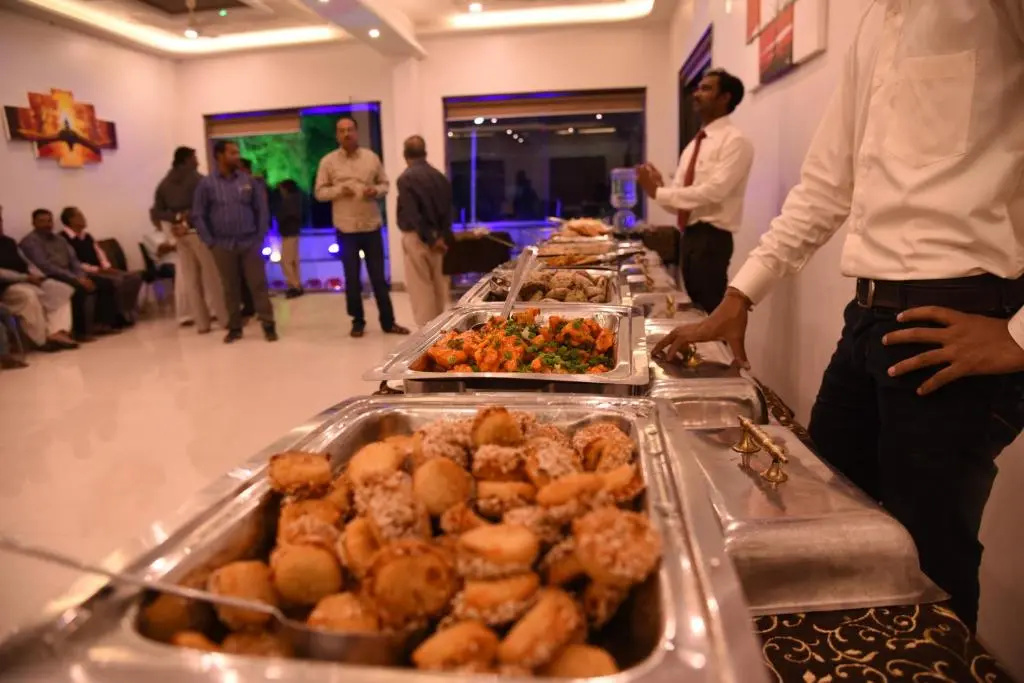 Hotel Gulmohar Pride - Général