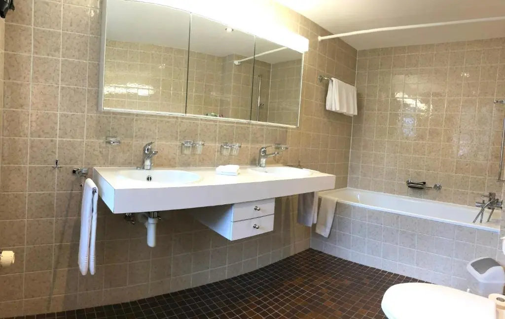 Hotel Weisses Kreuz - Chambres