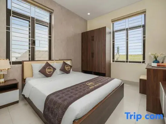 Bed in Dorm (full double bed)