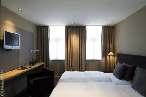 Pol Hotel - Chambres