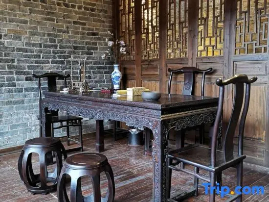 Huangyao Ancient Town Shengzhifu Hotel