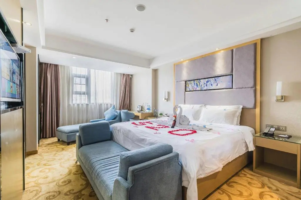 Zhanjiang Lavande Grandbuy Branch Hotel — фото 1