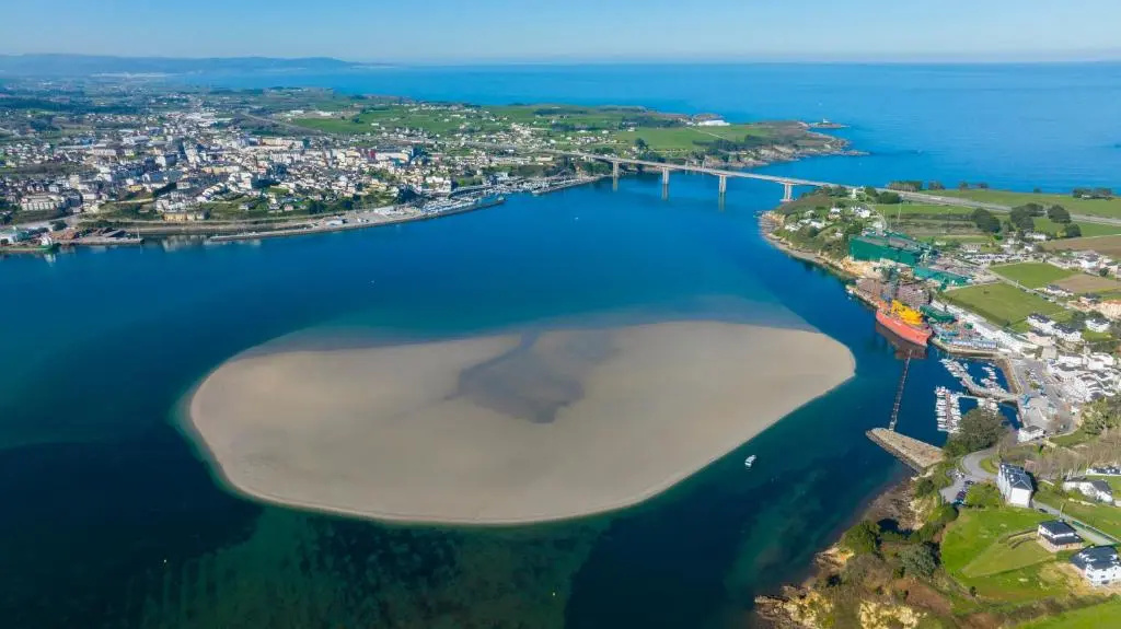 Beach & Waterfront