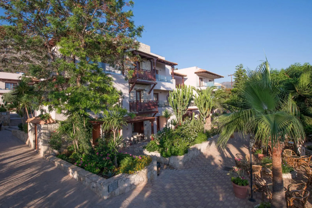 Cactus Village Hotel Bungalows
