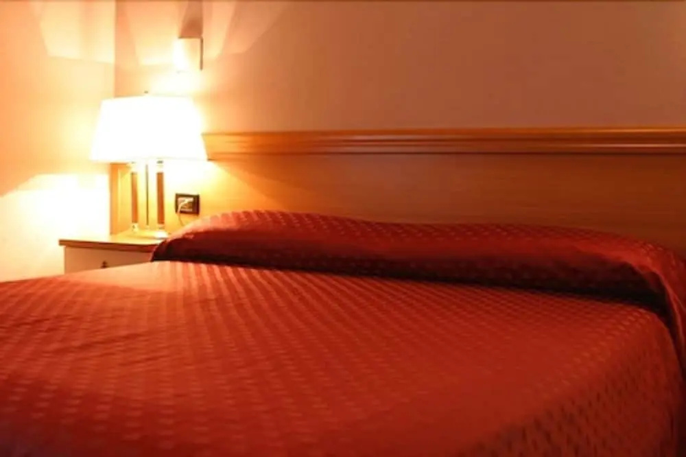 Air Hotel - Chambres