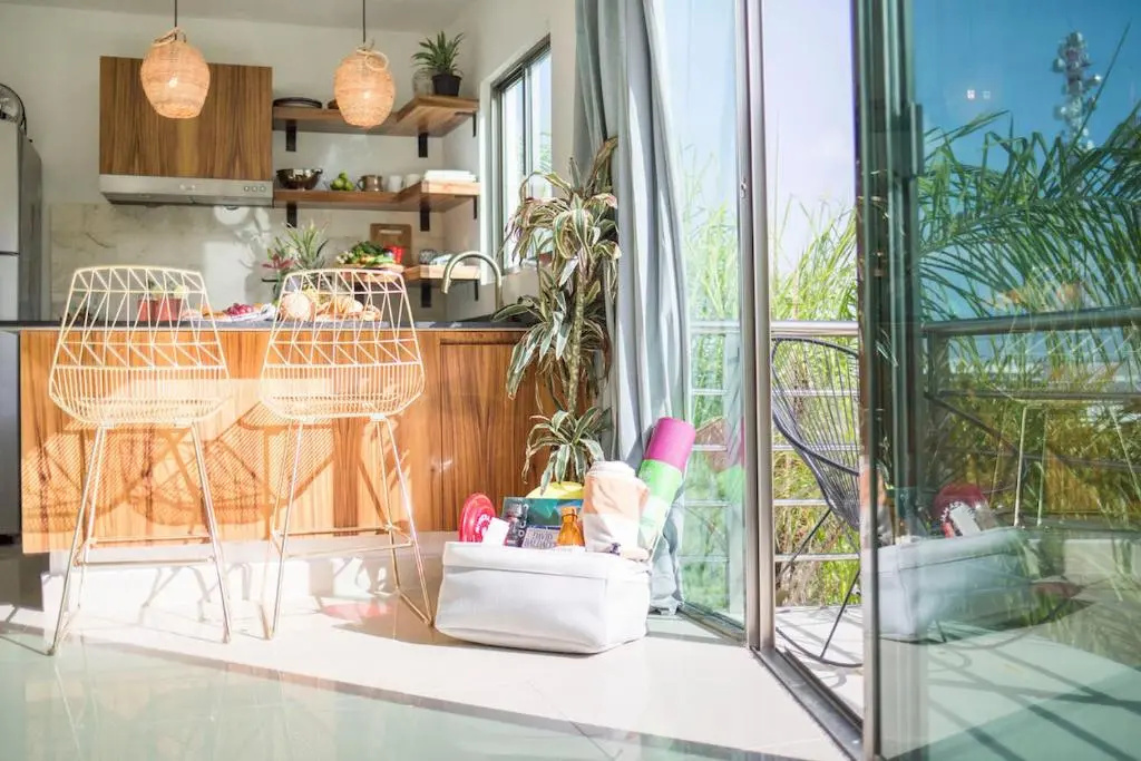25' Balcony 13' windows Boho Decor Pool Open