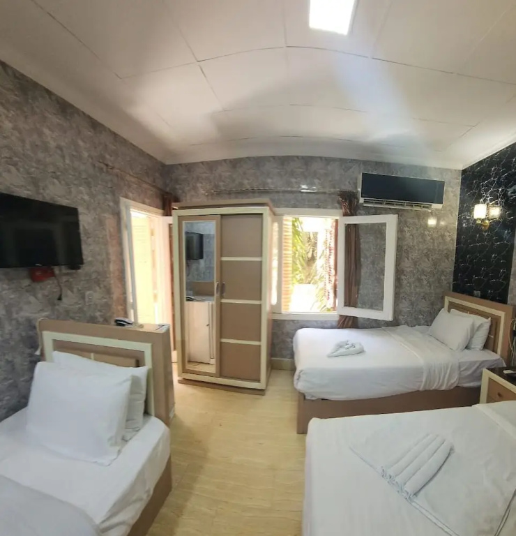 Comfort room