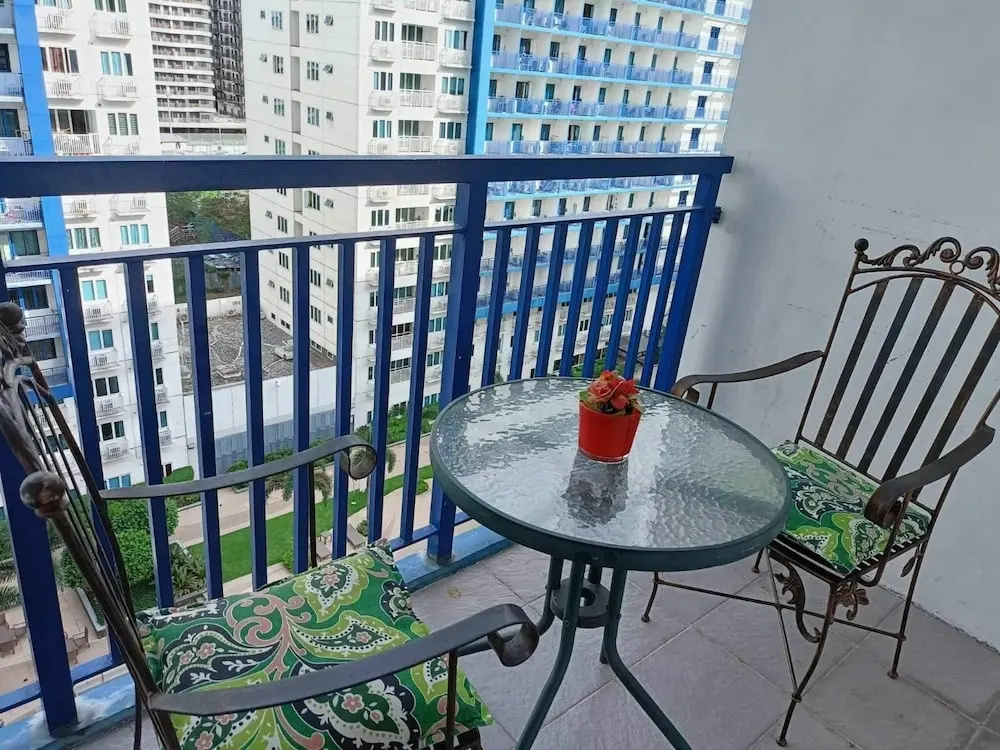 Balcony & Terrace