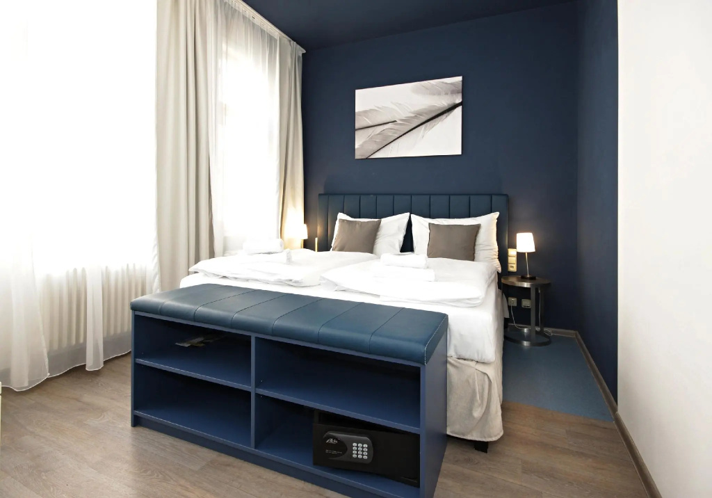 Double Suite (twin beds)