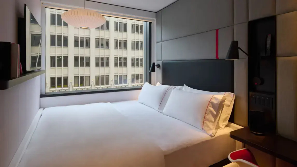 Standard Double room (full double bed)