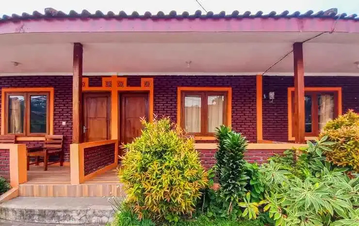 Villa Kampoeng City Pacet Mitra RedDoorz