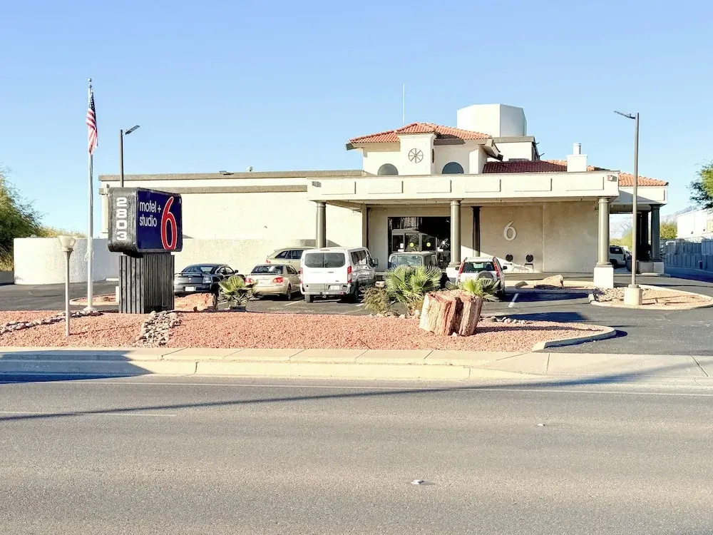Studio 6 Suites Tucson, Az – Airport / Kino Sports Complex