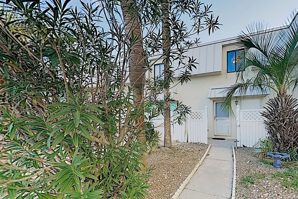 New Listing! Beachfront Townhome W/ Gulf-view Deck 2 Bedroom Townhouse