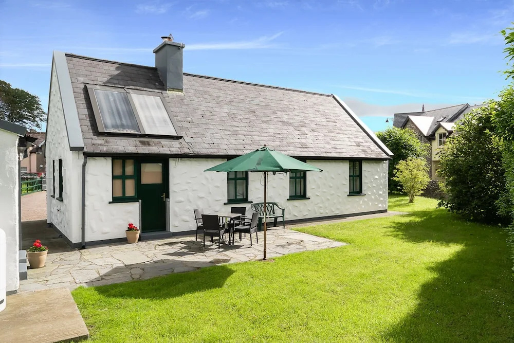 2 Bedroomed Cottage Steps From Kenmare Town