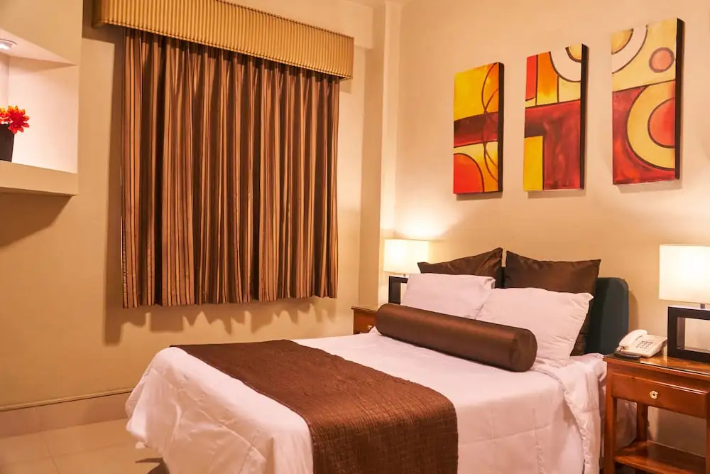 Junior Suite with city view