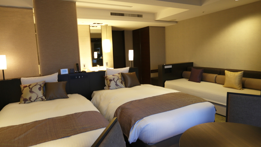 Superior Triple room with ocean view