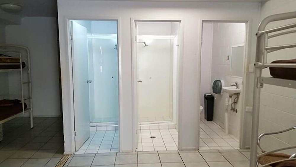 Airlie Beach Waterfront Accommodation by null