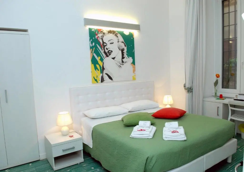 Standard Double room (full double bed)