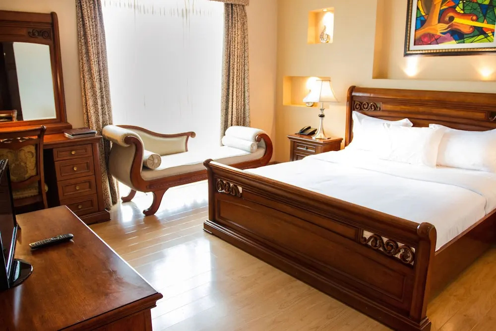 Executive Suite with balcony