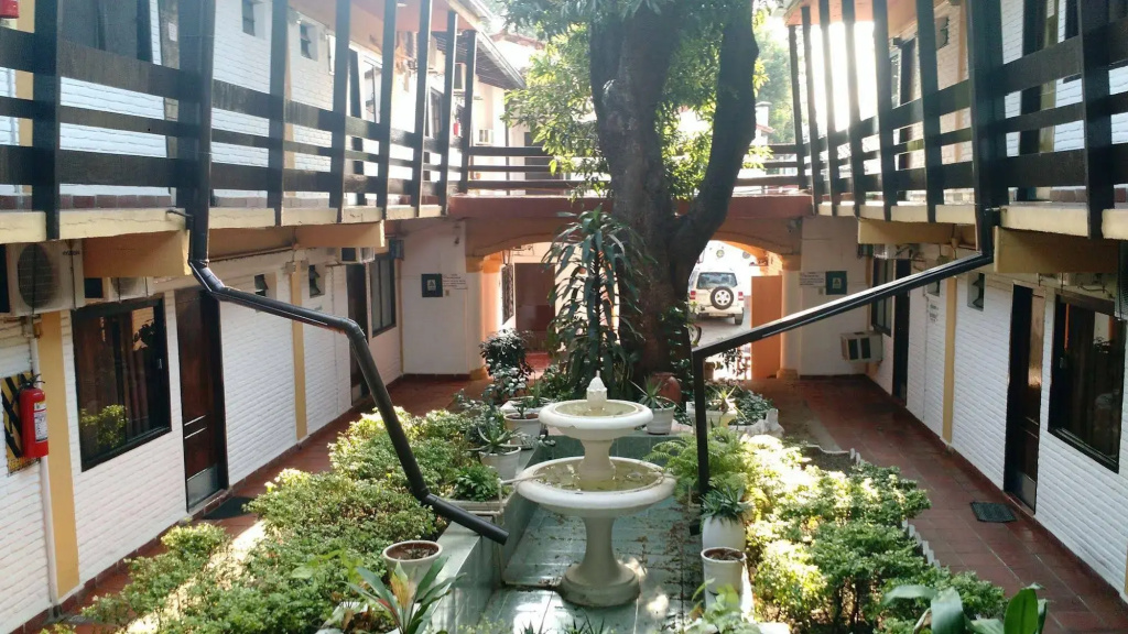 Hostal Residencial Leones de Castilla
