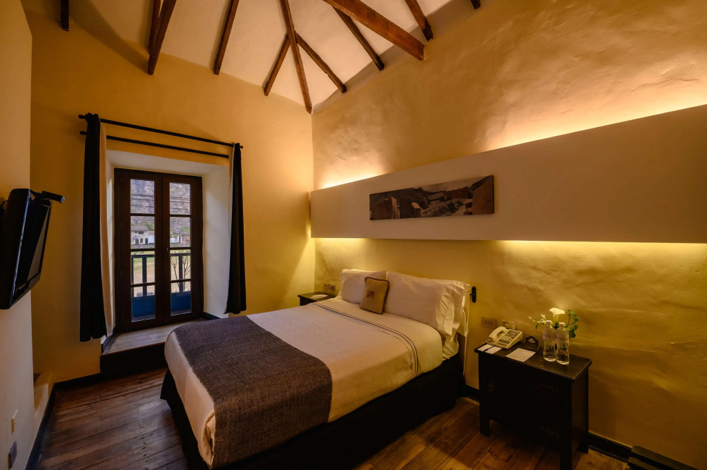 Standard Double room (full double bed)