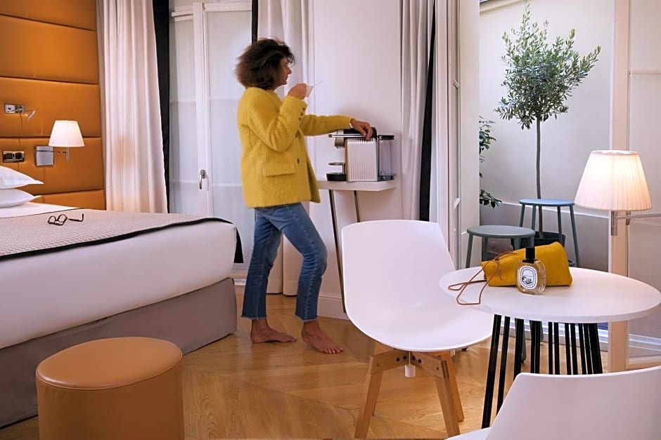 Hotel R de Paris 110
