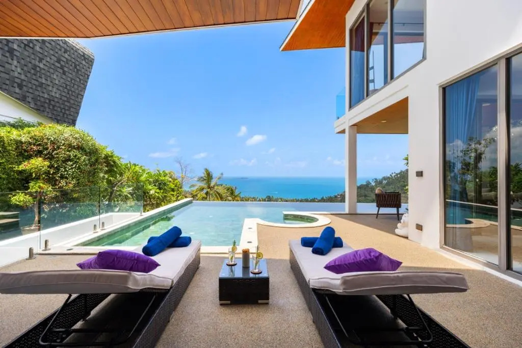 Villa the wave