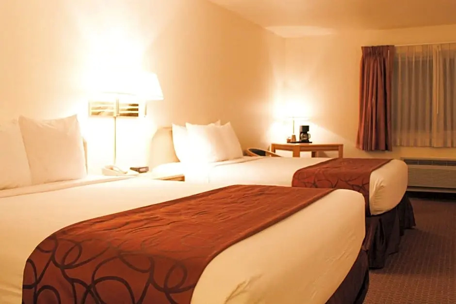 1 Bedroom Double Suite (full double bed)