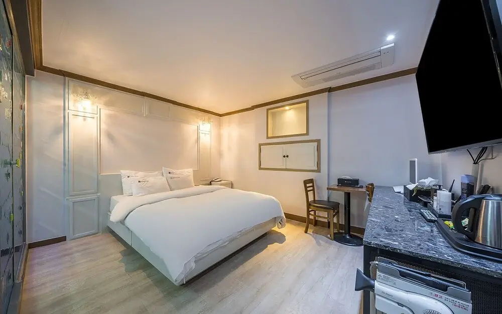 Hotel photo 12