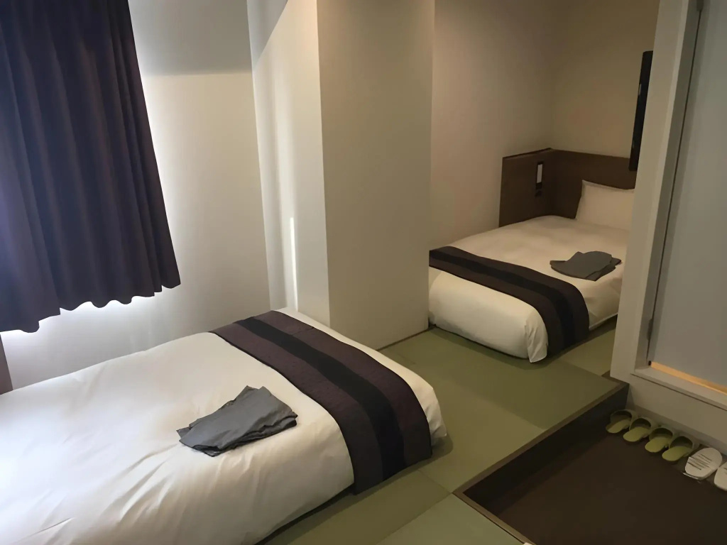 Отель Tosei Hotel & Seminar Makuhari в Нарасино